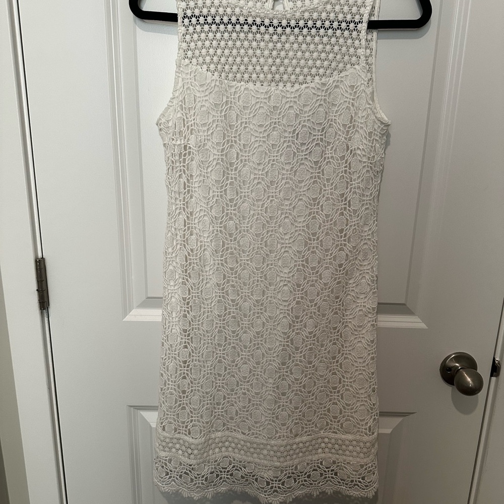 White House Black Market Cream Sheath Mini Dress Mock Neck Sleeveless